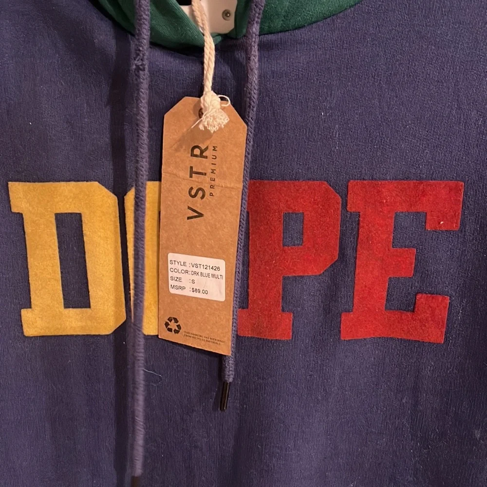 Hooded sweatshirt - Picture 5 of 5